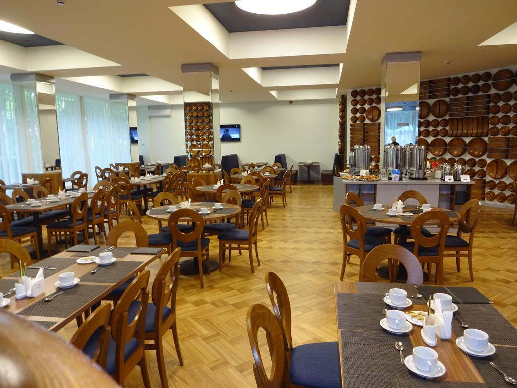 Resort - Rehabilitation Center Sanatorium Belorusija Jūrkalne Dış mekan fotoğraf