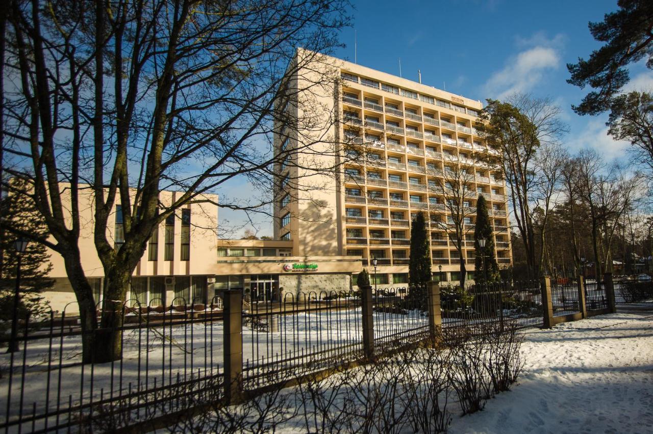 Resort - Rehabilitation Center Sanatorium Belorusija Jūrkalne Dış mekan fotoğraf